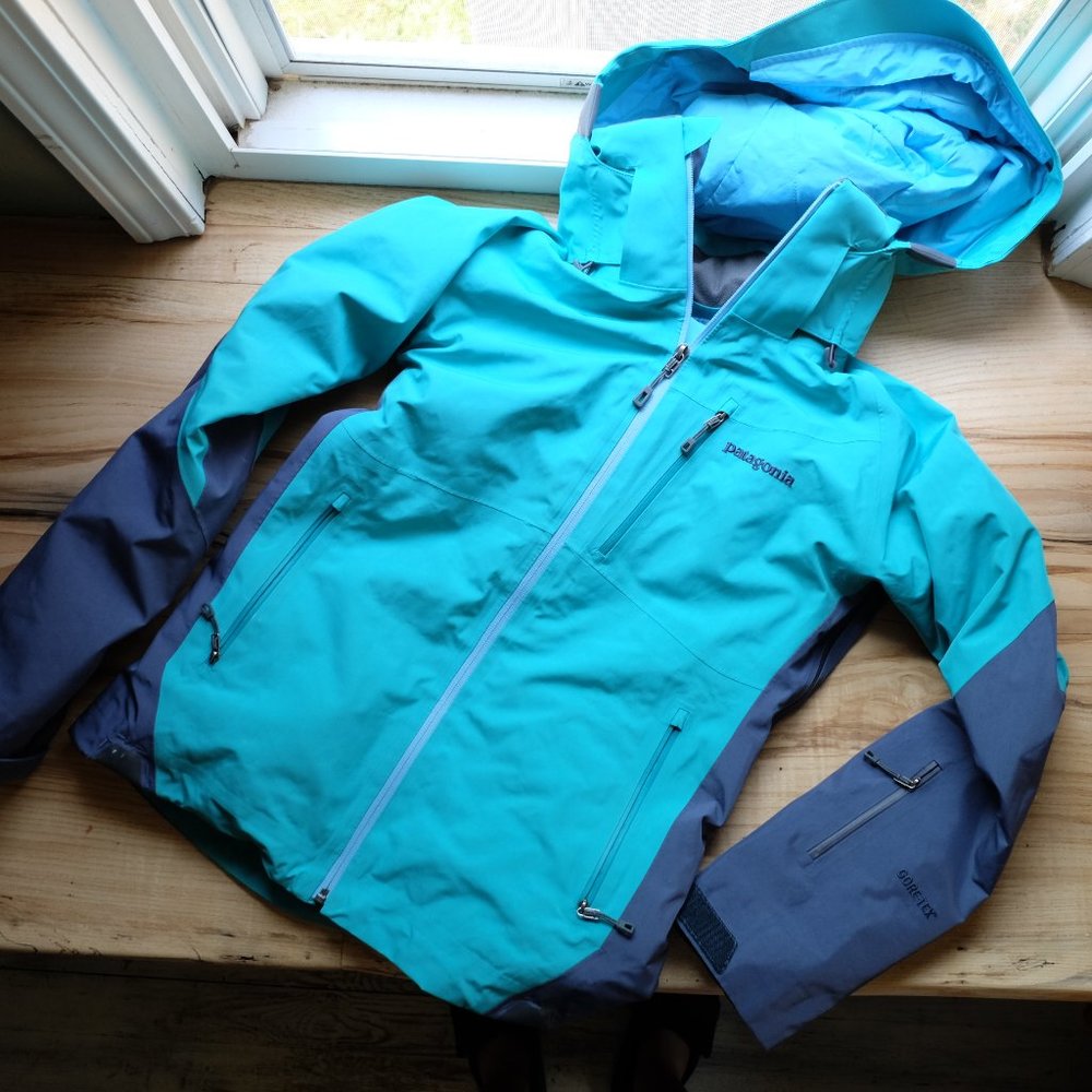 Patagonia Women’s SnowDrifter Jacket